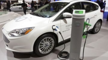 Invasión de eco-cars: los autos eléctricos e híbridos que se venderán en el país