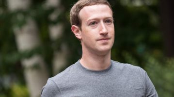 Facebook: se desploman las acciones por el apagón en todo el mundo