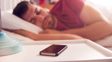 Tres consejos para desconectarse del celular y pasar más tiempo lejos de las pantallas