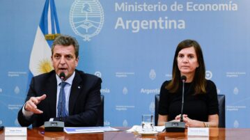 Créditos a activos y pasivos, programas sociales: batería de anuncios electorales de Sergio Massa